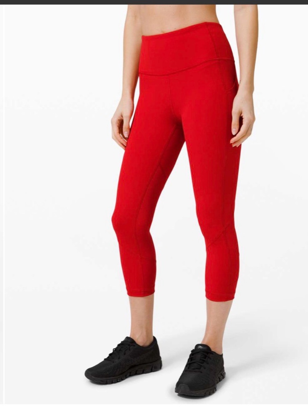 Lululemon Pace Rival High-Rise Crop 22" w pockets.